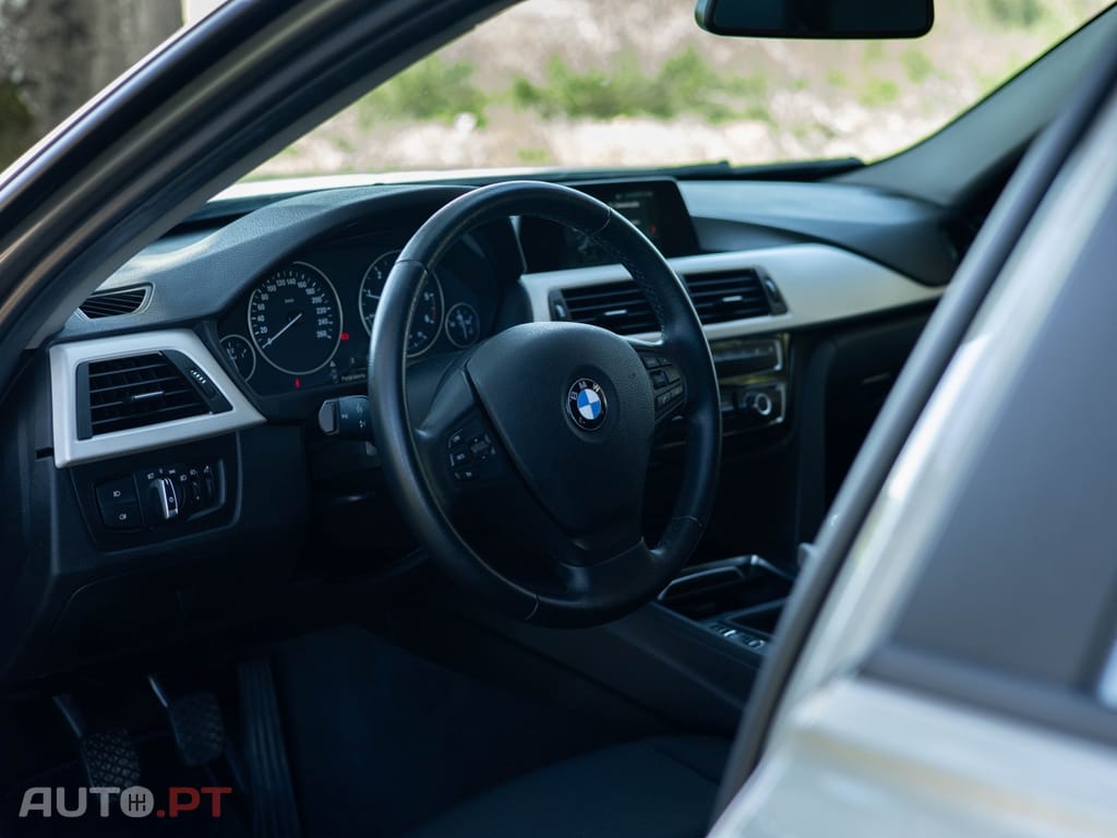 BMW 318 d Touring Advantage