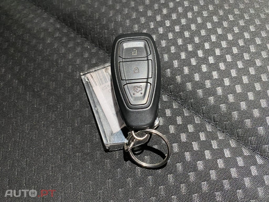 Ford Focus 1.0 EcoBoost MHEV ST-Line