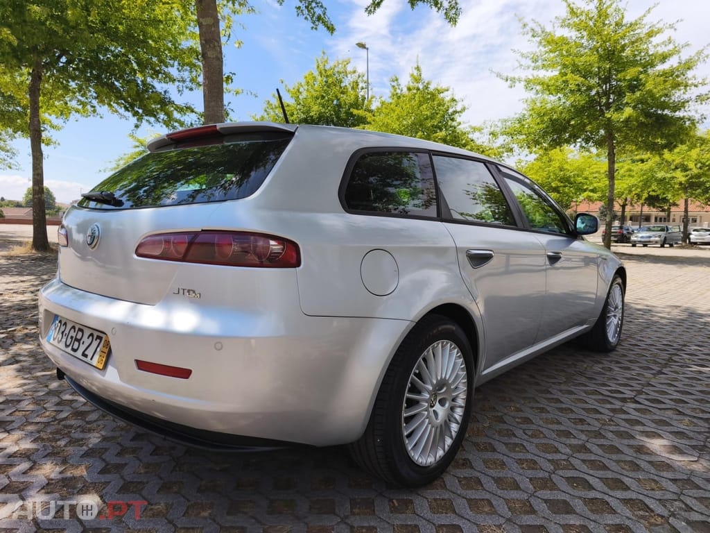 Alfa Romeo 159 1.9 JTDm 16V Sportiva