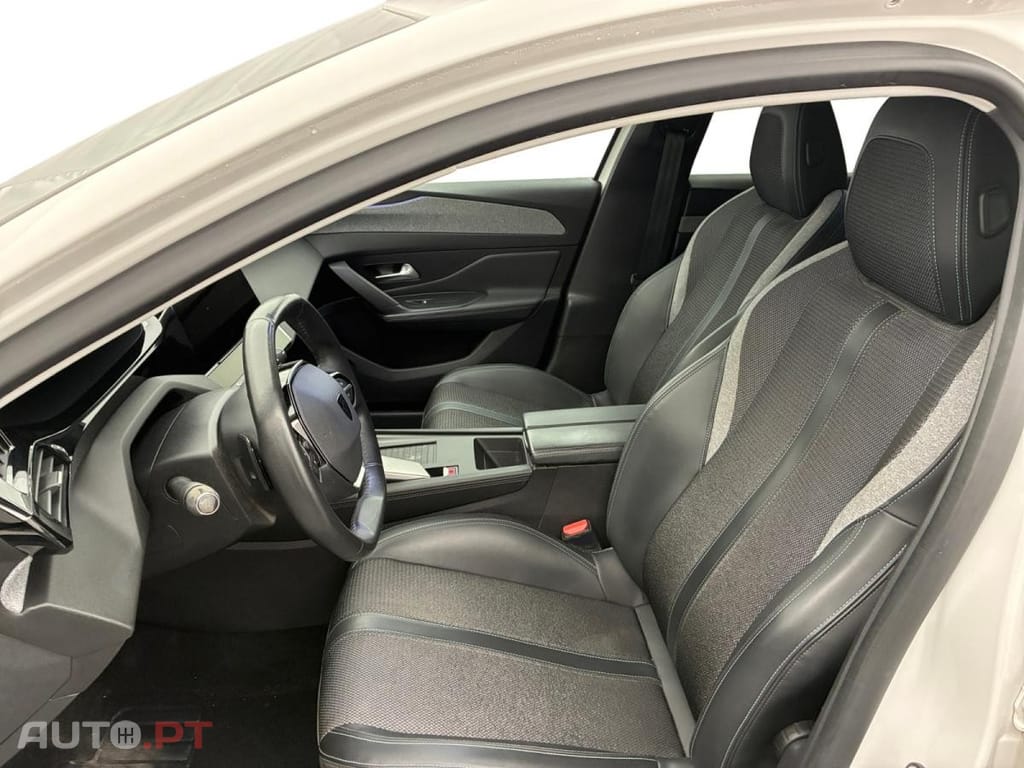 Peugeot 308 SW 1.2 PureTech Allure Pack EAT8