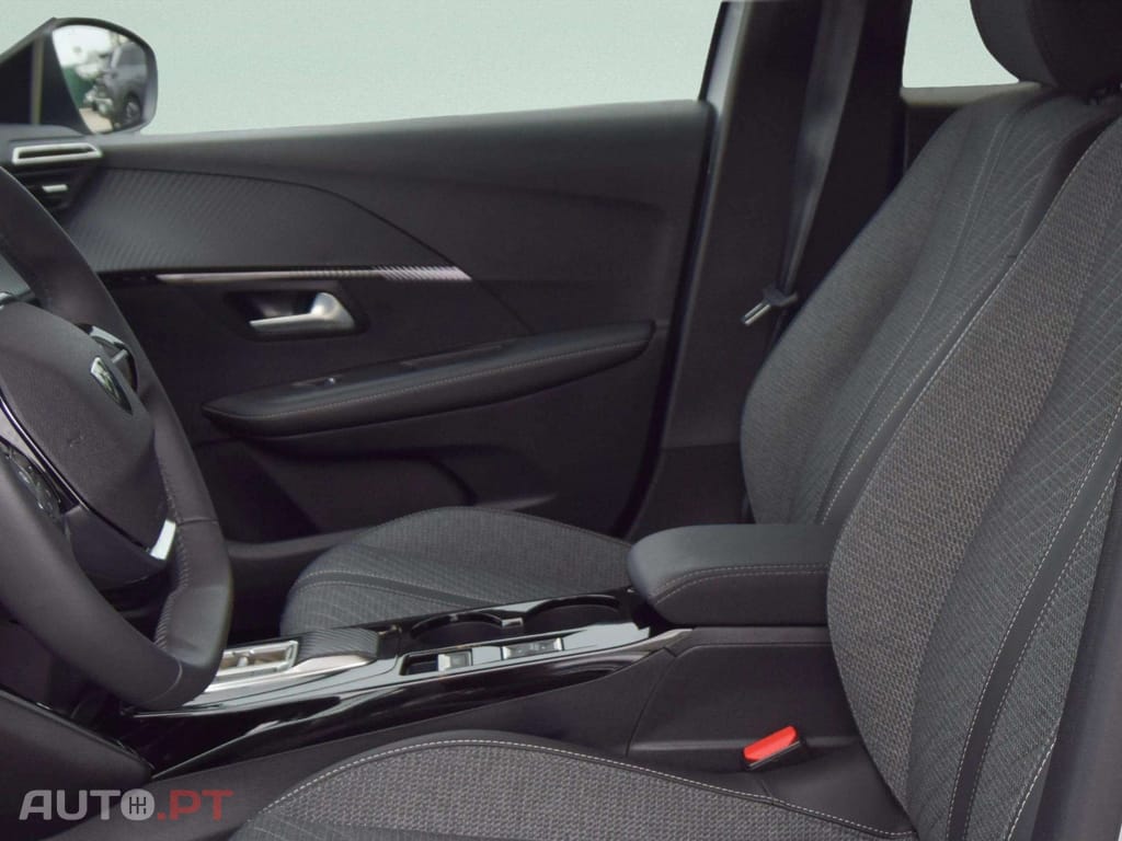 Peugeot 208 1.2 Hybrid Allure e-DCS6