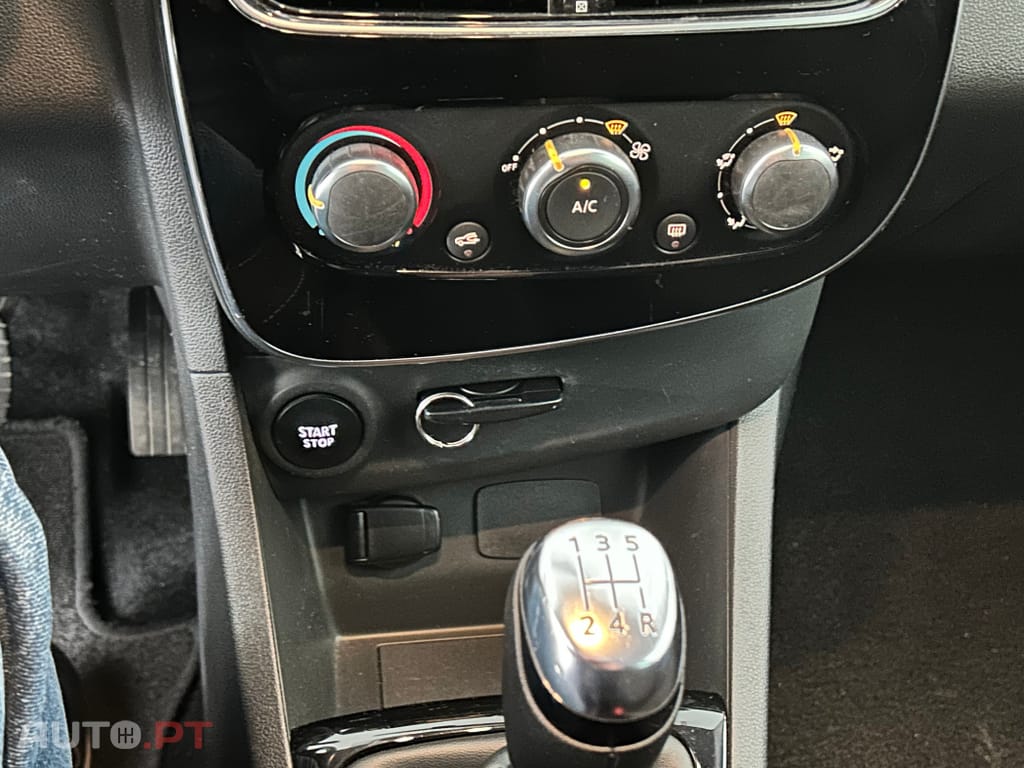 Renault Clio 0.9 TCE LIMITED BI-FUEL