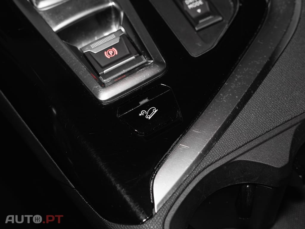 Peugeot 5008 BlueHDI 130 EAT8 Allure