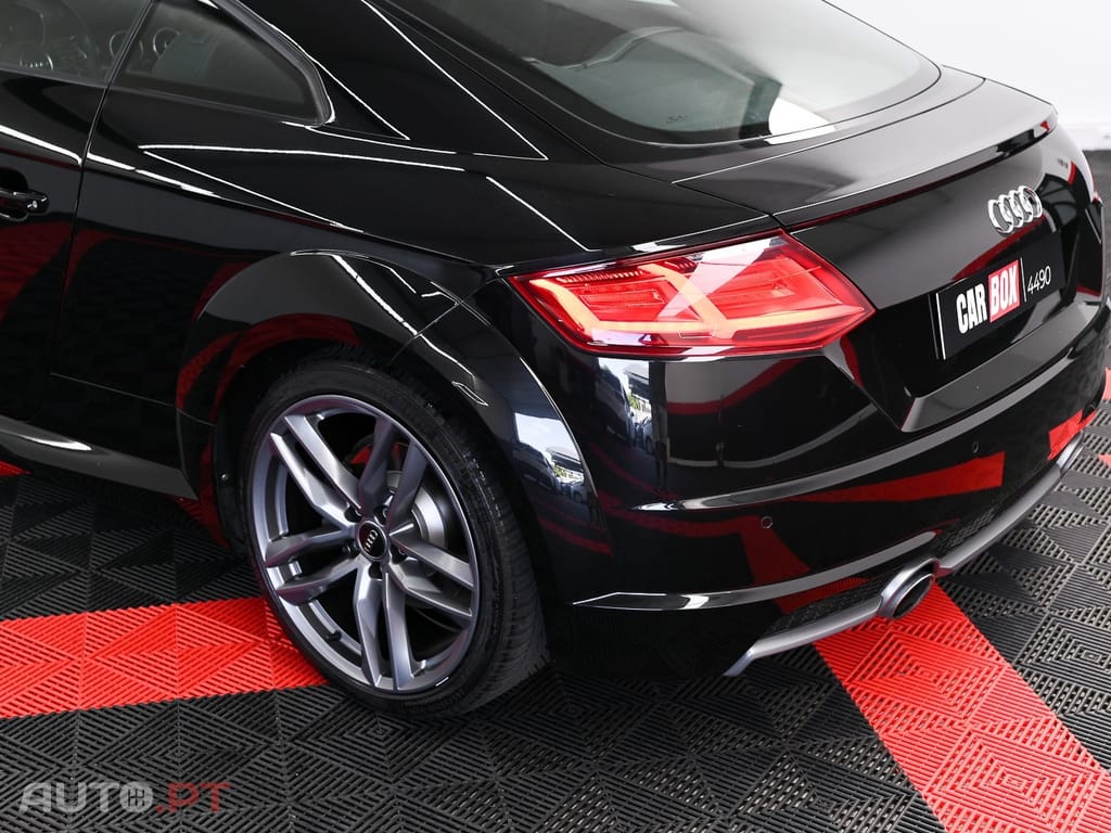 Audi TT 2.0 TFSI quattro S-line S tronic