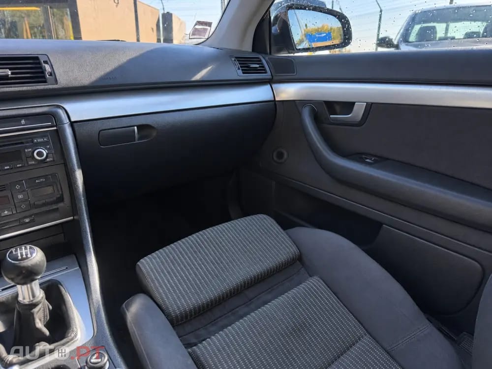 Audi A4 Avant S-LINE