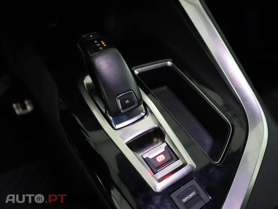 Peugeot 3008 1.5 BlueHDi GT Line EAT8 — fotografia 11