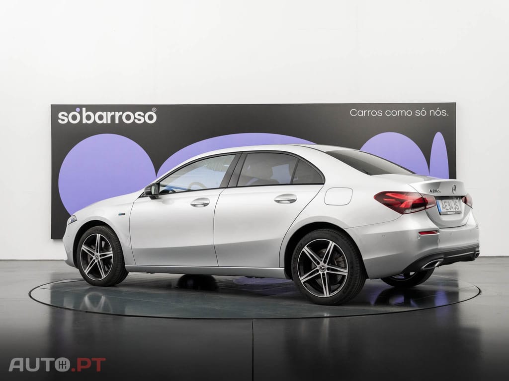 Mercedes-Benz A 250 e Style Plus