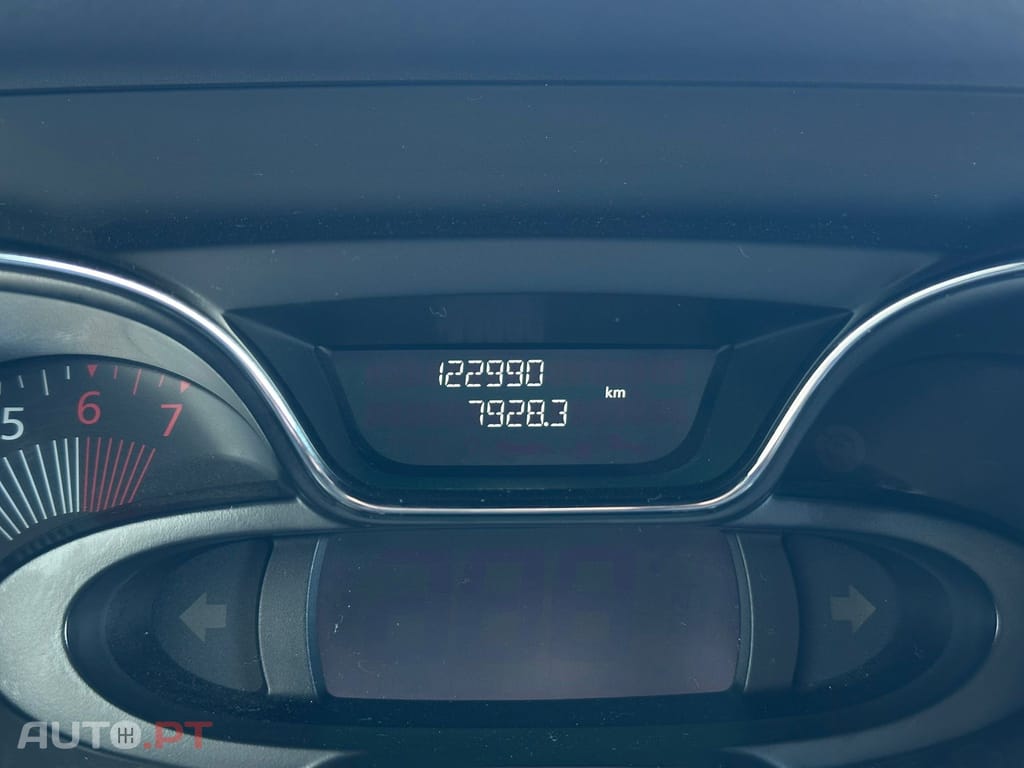 Renault Captur ENERGY TCe 120 LIMITED