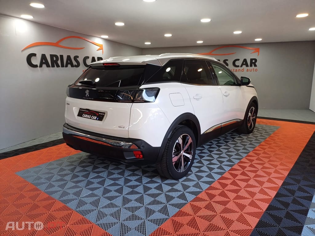 Peugeot 3008 1.5 BlueHDi Allure EAT8