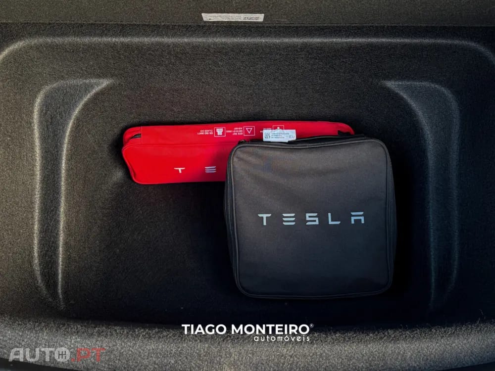 Tesla Model Y Tração Traseira
