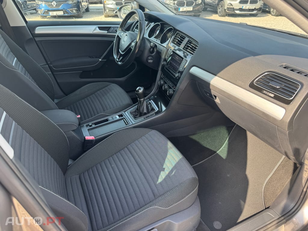 Volkswagen Golf 1.6 TDI BlueMotion Cup