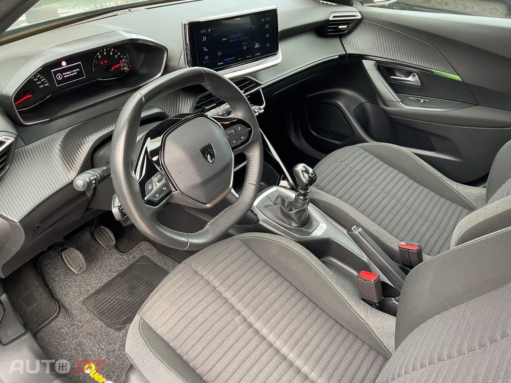 Peugeot 2008 1.2 PureTech Active Pack