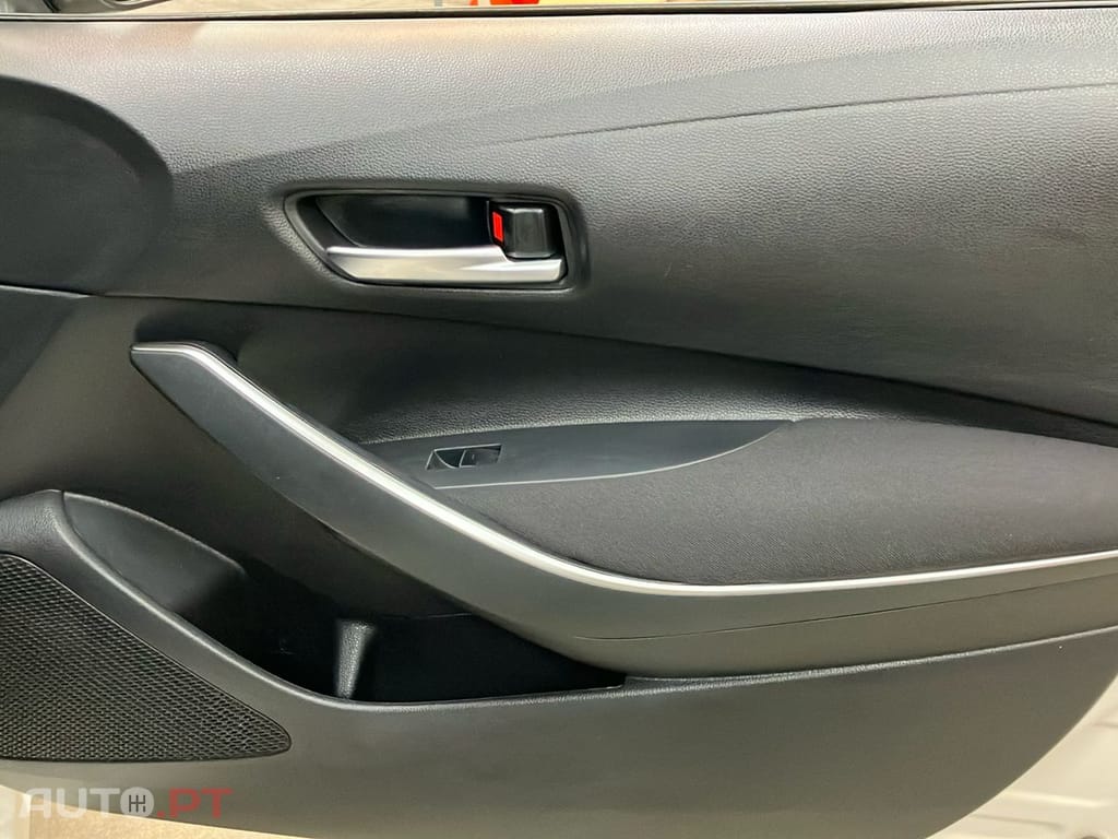 Toyota Corolla 1.5 VVT COMFORT