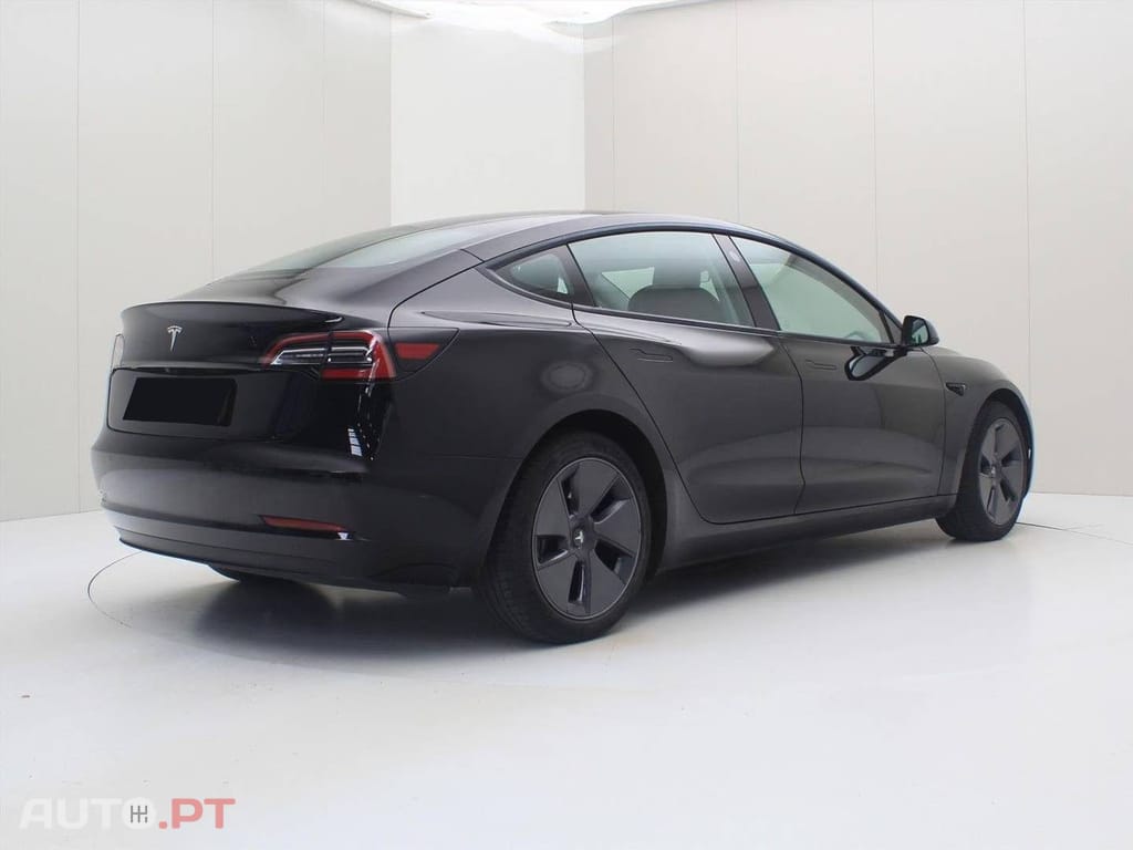 Tesla Model 3 Standard RWD Plus