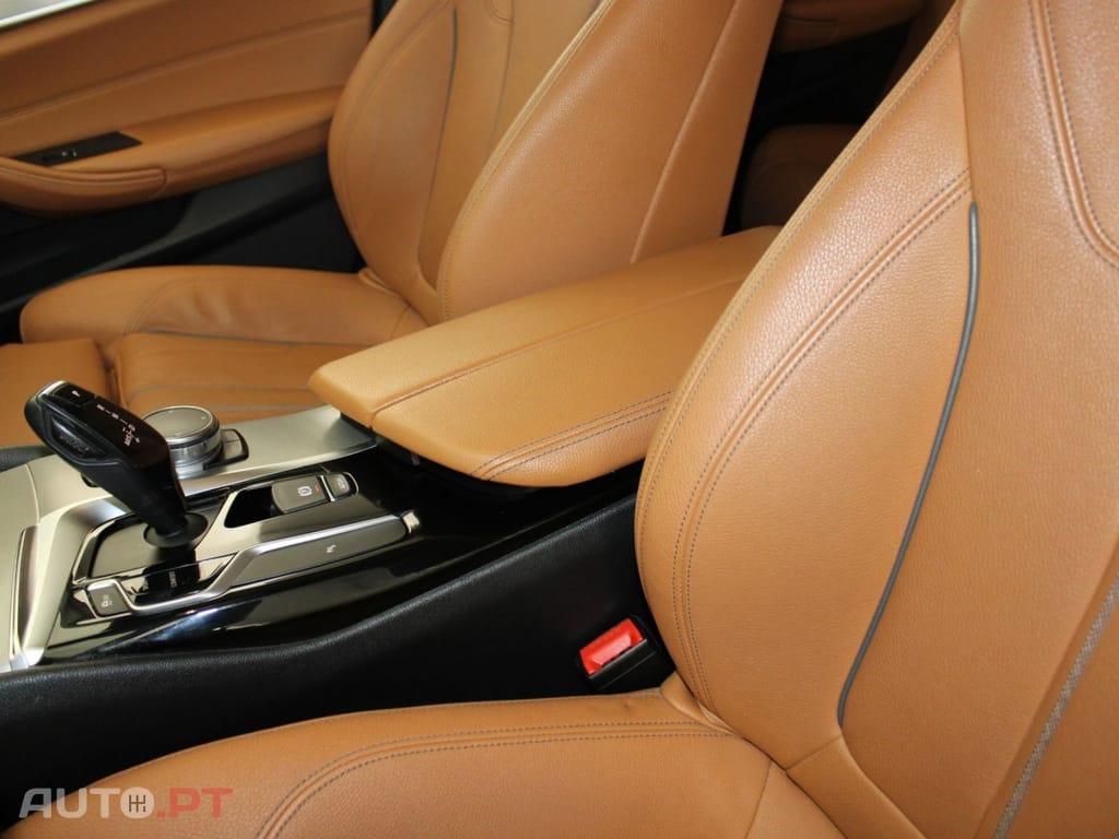 BMW 520 D TOURING LINE SPORT I.V.A DEDUTÍVEL