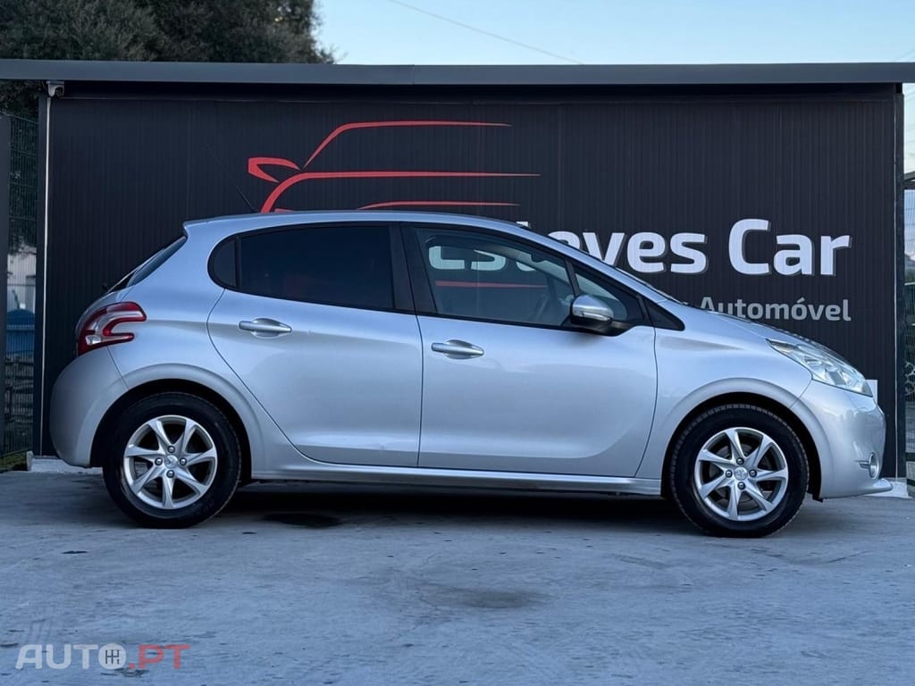 Peugeot 208 1.2 PureTech Active