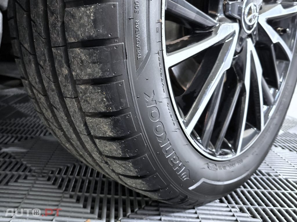 Toyota C-HR 1.8 HSD Lounge