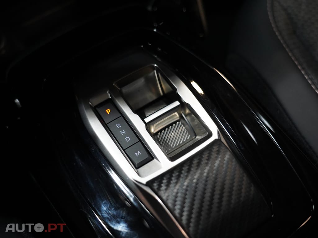 Peugeot 2008 1.2 Hybrid Allure e-DCS6