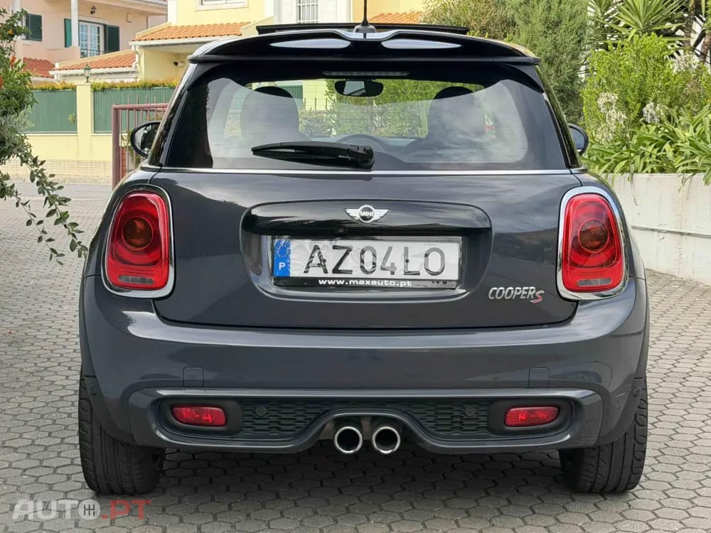 MINI Cooper Cooper S
