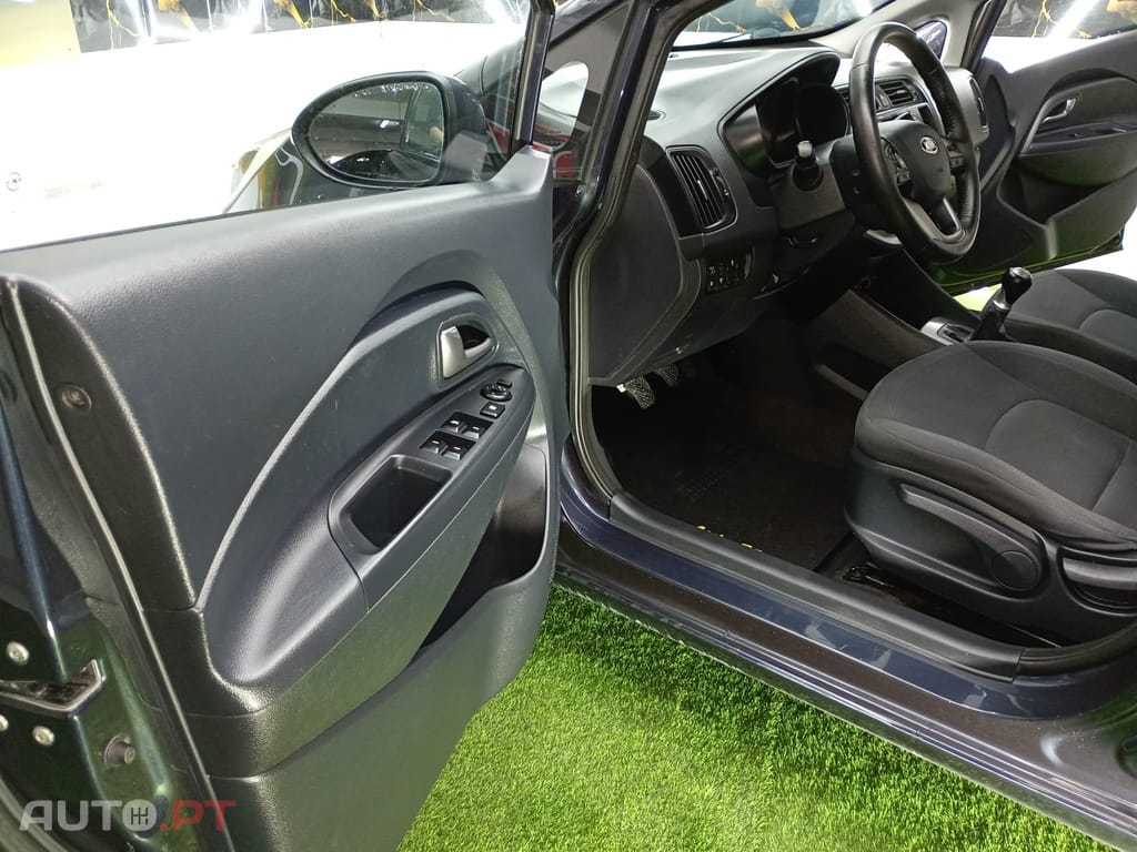 Kia Rio 1.2 CVVT EX