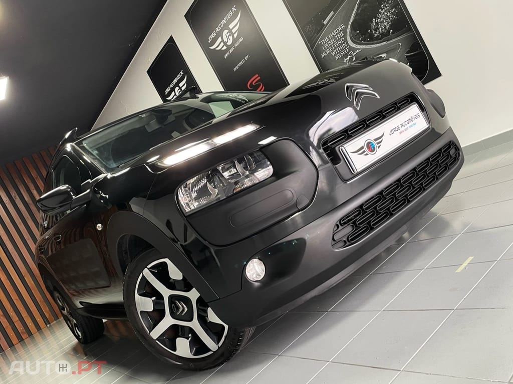 Citroen C4 Cactus 1.6 BlueHDi Shine