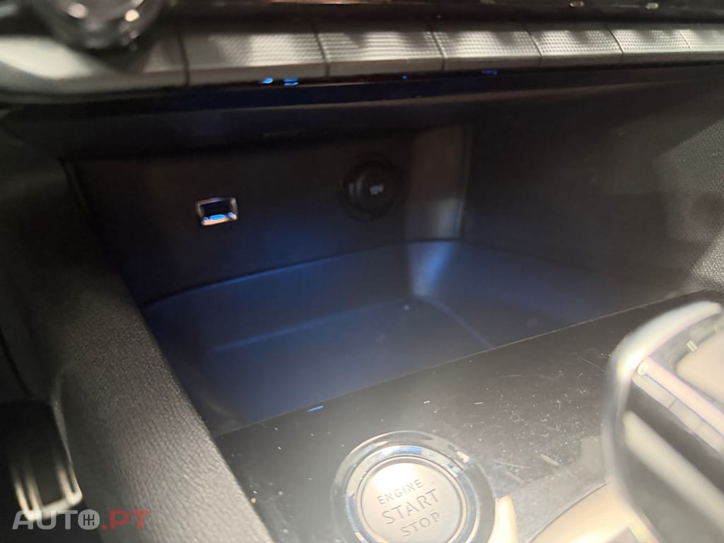 Peugeot 3008 1.5 GTLINE EAT8