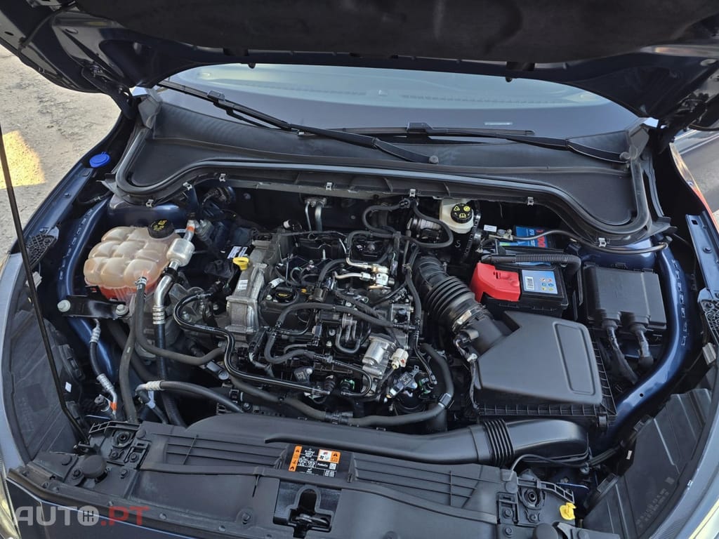 Ford Focus 1.0 EcoBoost Hybrid ST-LINE