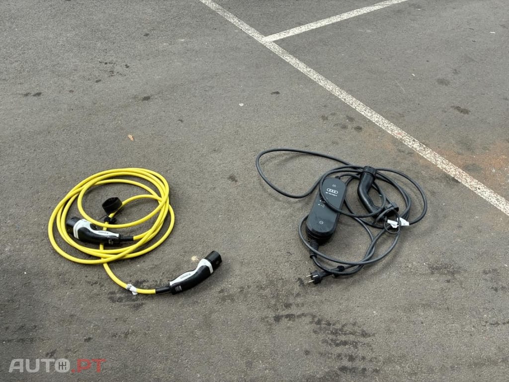 Audi Q3 45 TFSIe S line S tronic