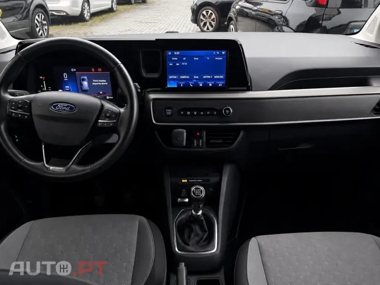 Ford Tourneo 1.0 EcoBoost Titanium