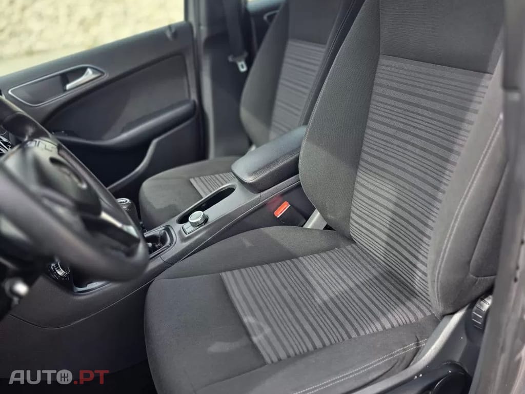 Mercedes-Benz A 200 CDI (BlueEFFICIENCY) Urban