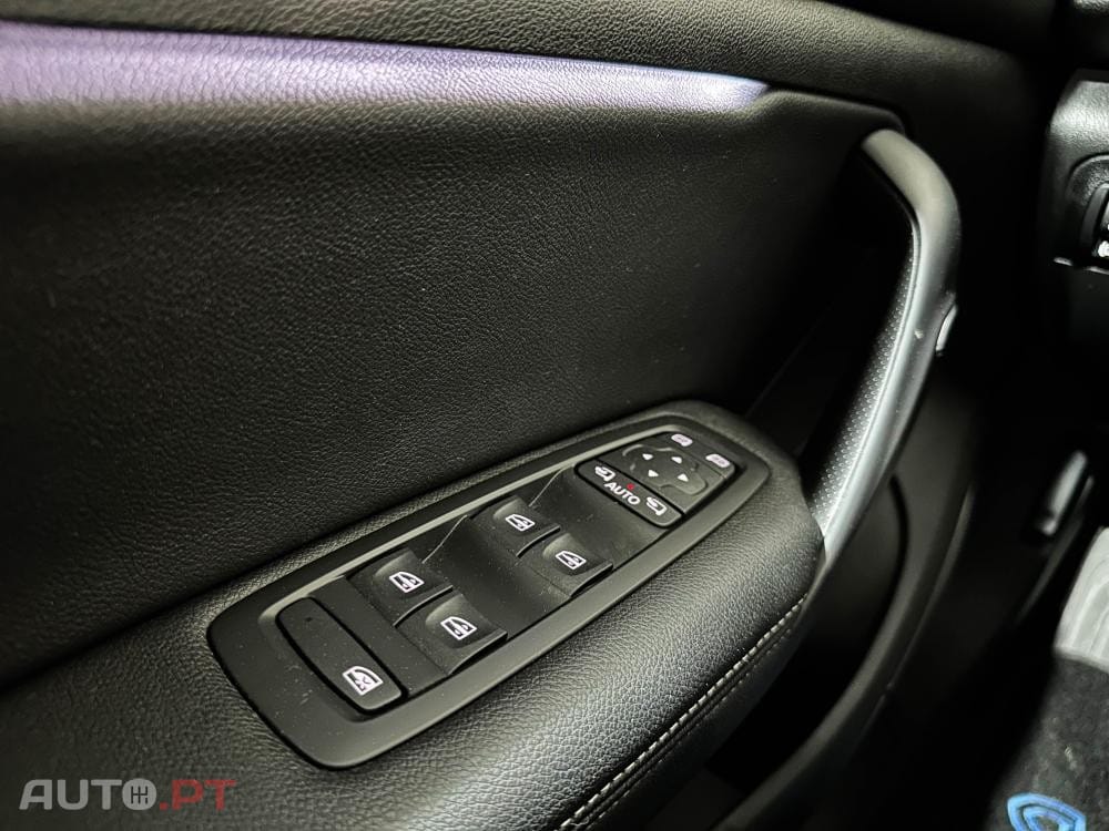 Renault Mégane TCe 140 GPF EDC TECHNO