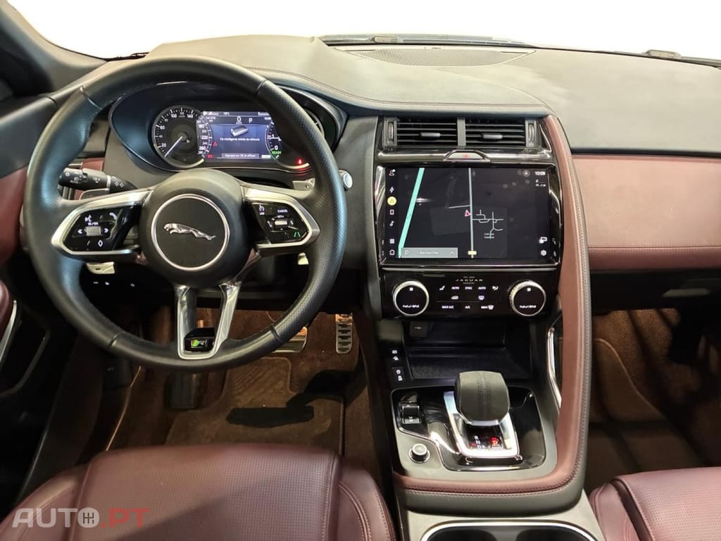 Jaguar E-Pace 1.5 P300e R-Dynamic SE AWD Aut.