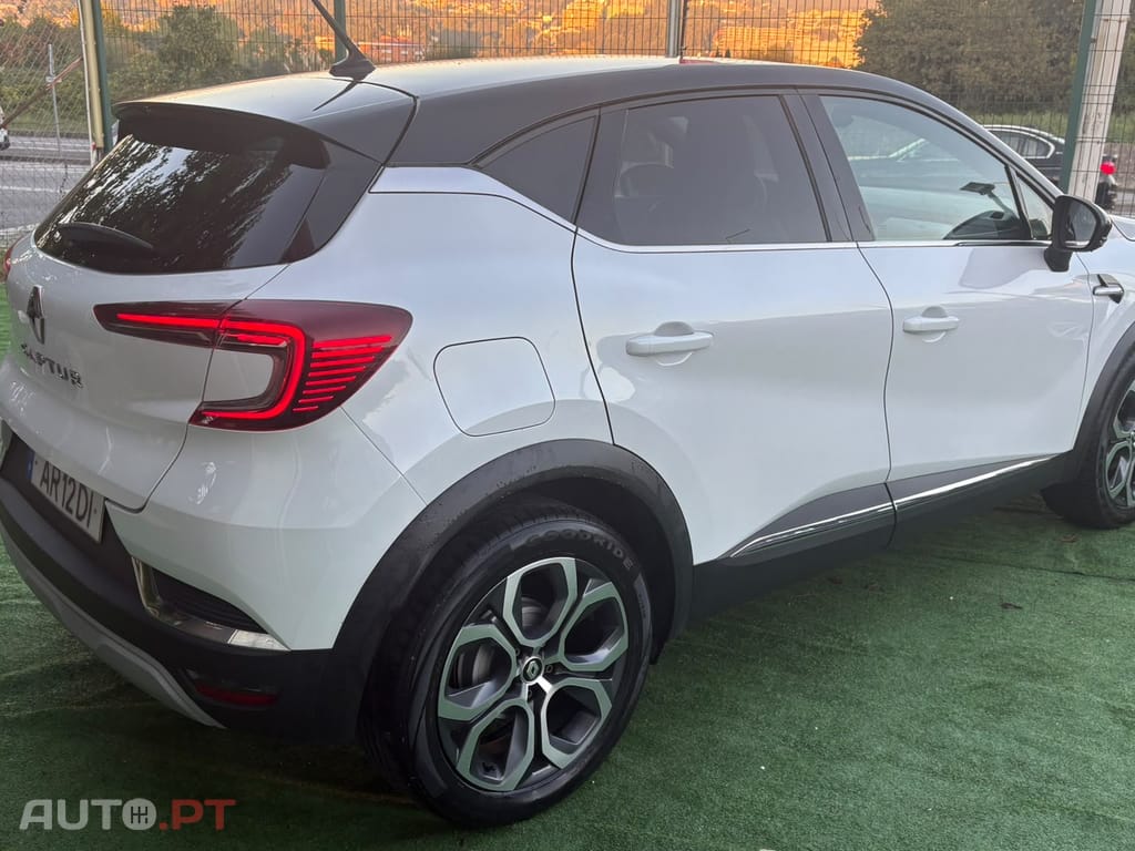 Renault Captur 1.0 tCE Intens