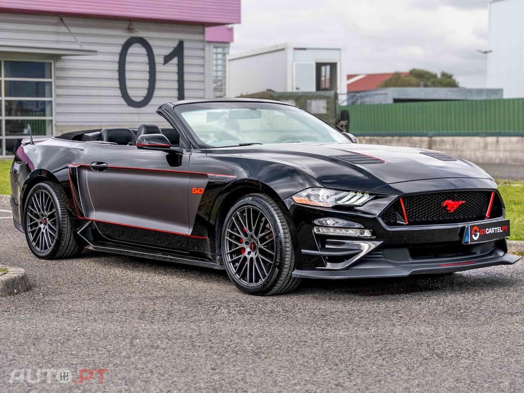 Ford Mustang V8 GT