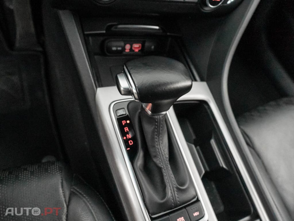 Kia Optima 2.0 CVVT PHEV