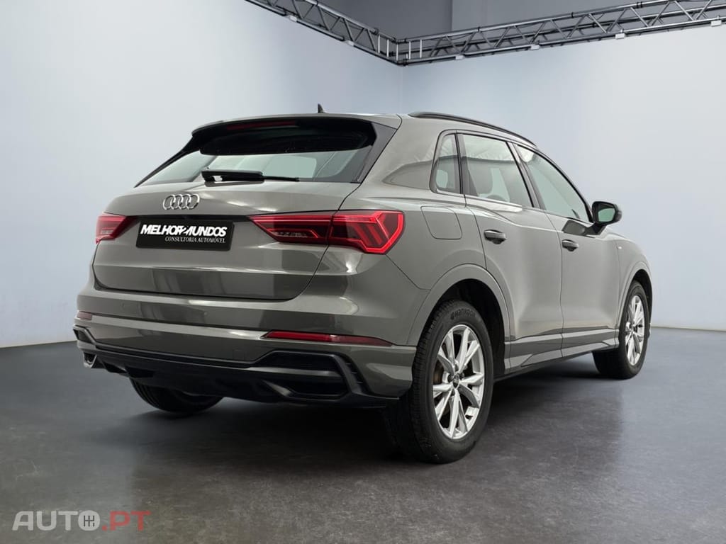 Audi Q3 45 TFSIe S line S tronic