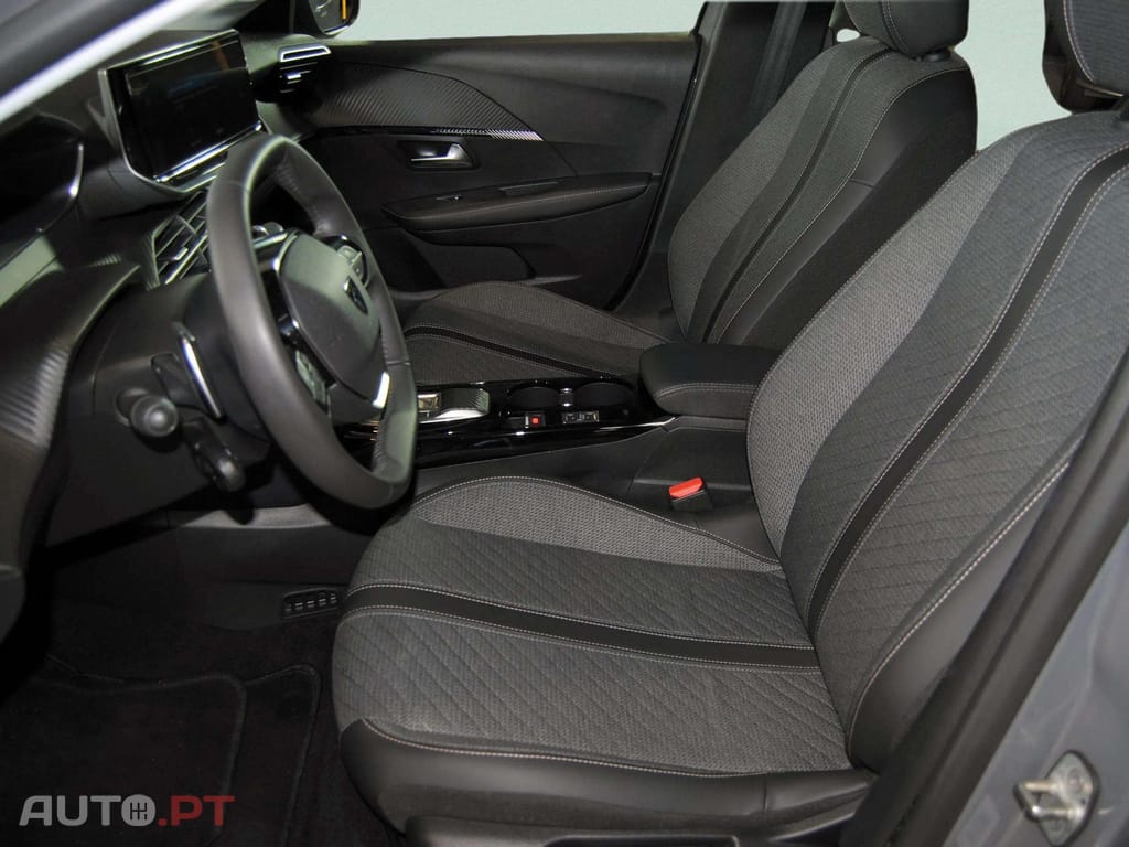 Peugeot 208 1.2 Hybrid Allure e-DCS6