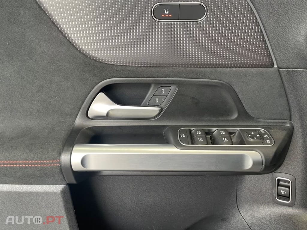 Mercedes-Benz EQB 350 4M AMG-Line I.V.A DEDUTIVEL 