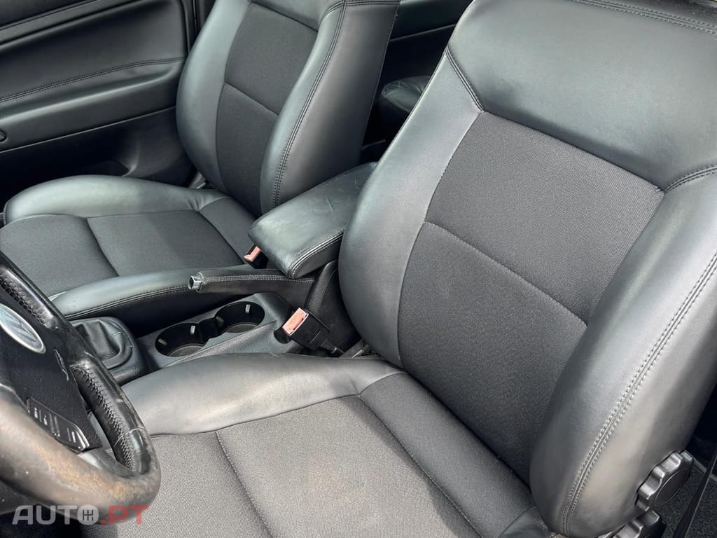 Volkswagen Passat 1.9 TDi Highline