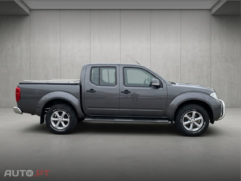 Nissan Navara 2.5 dCi CD SE AT 4WD