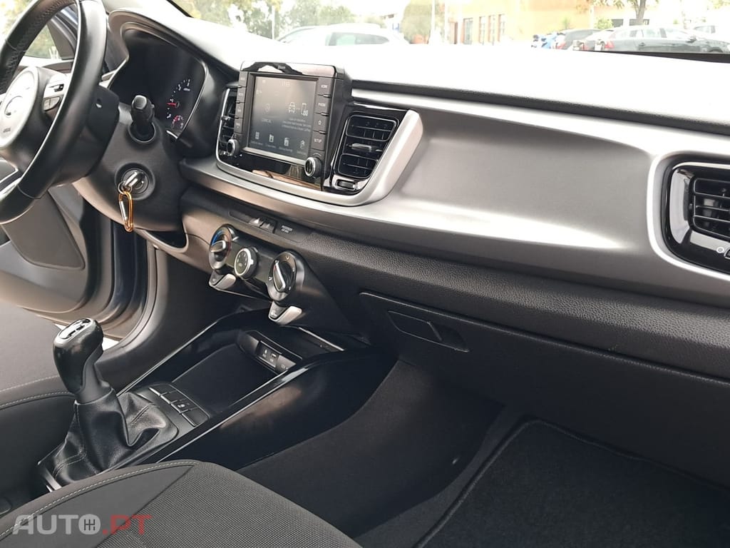 Kia Rio 1.4 CRDI 90 Platinum Edition