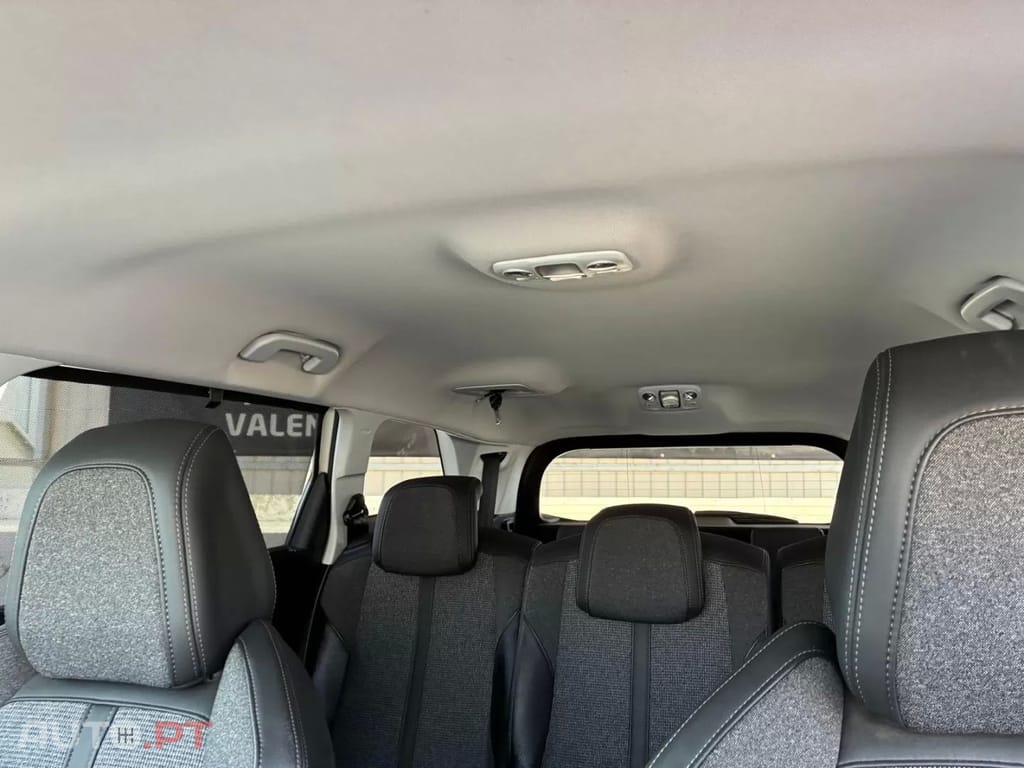 Peugeot 5008 1.5 BlueHDi Allure