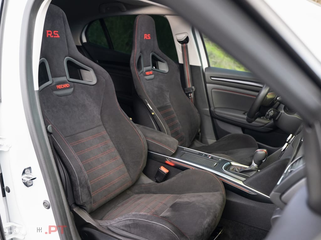 Renault Mégane TCe 300 GPF EDC R.S. TROPHY