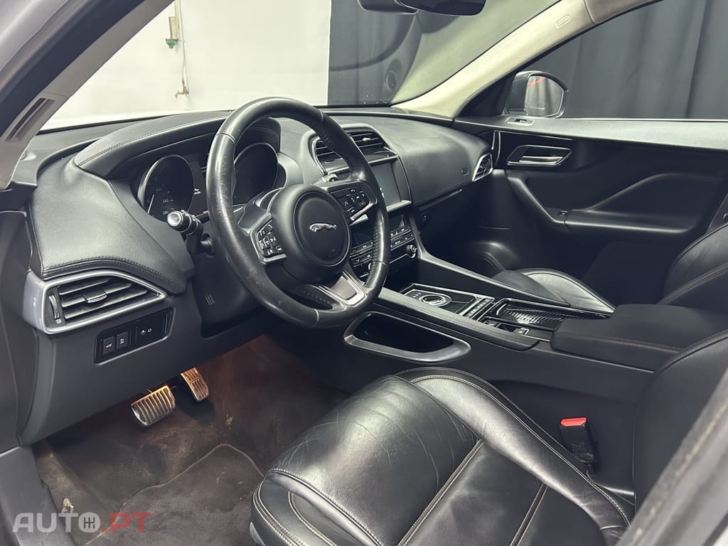 Jaguar F-Pace 2.0 i4D Prestige Aut.