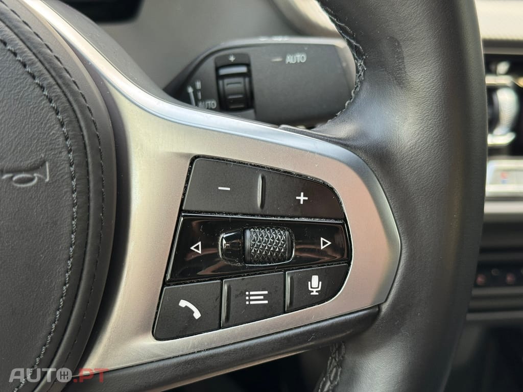 BMW 218 d Pack Desportivo M