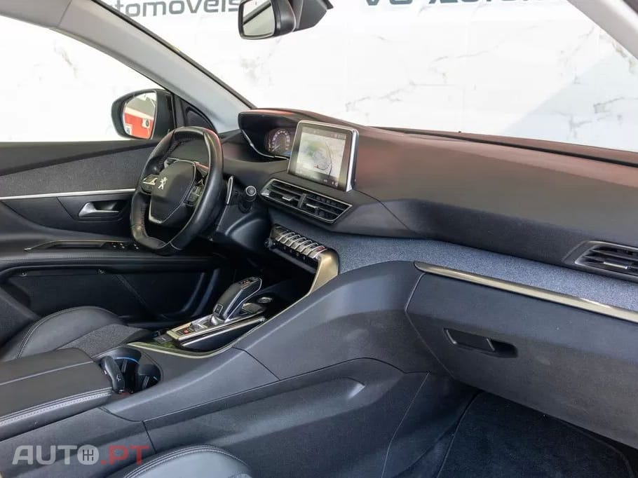Peugeot 3008 1.2 PureTech Allure EAT6