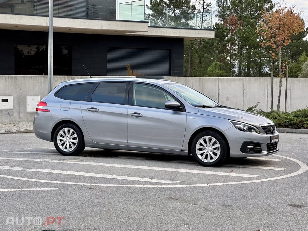 Peugeot 308 1.5 BlueHDi Style