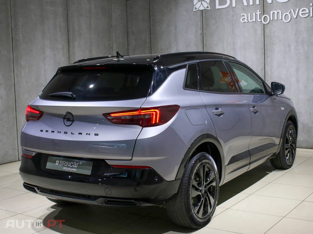 Opel Grandland (X) 1.2 T GS Line AT