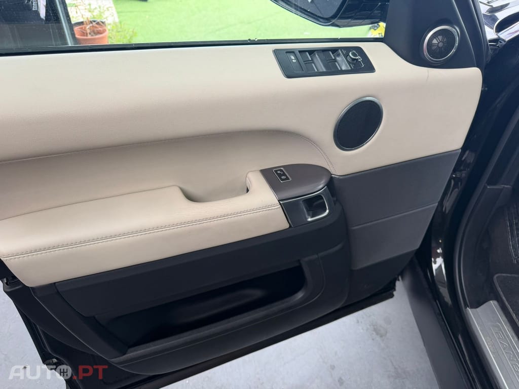 Land Rover Range Rover Sport HSE