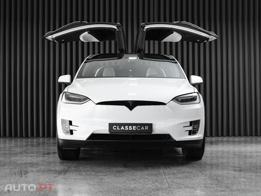 Tesla Model X Ludicrous Performance